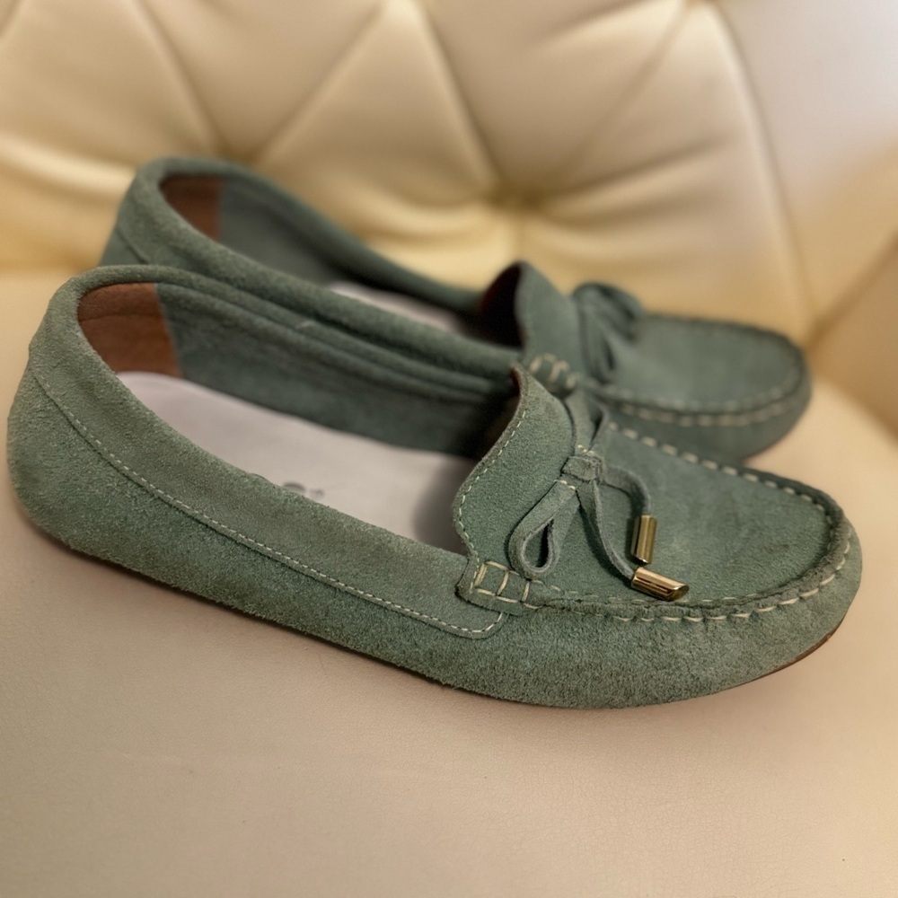 Women's Stylish Teal Moccasins - Picture 4 of 6